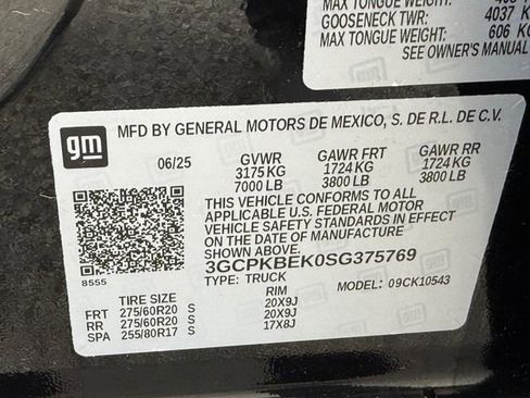 Used 2025 Chevrolet Silverado 1500 Custom image 23