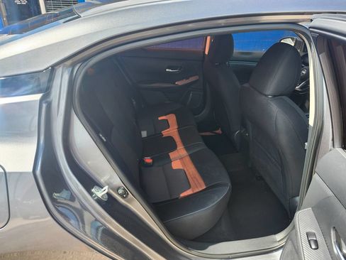 Used 2021 Nissan Sentra SV FWD image 19