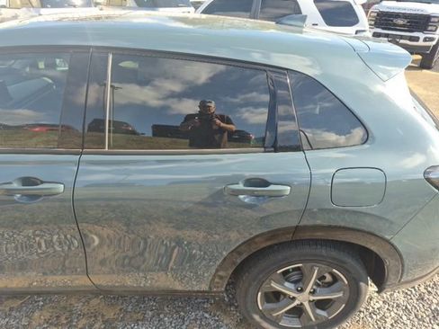 Used 2024 Honda HR-V EX-L image 7