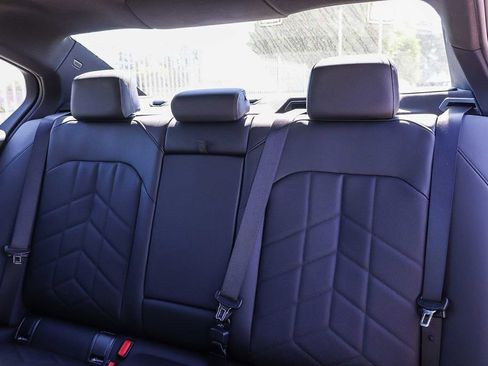 New 2026 BMW 540i xDrive w/ M Sport Package image 18