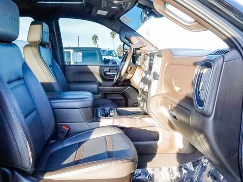 Used 2023 GMC Sierra 2500 Denali image 18