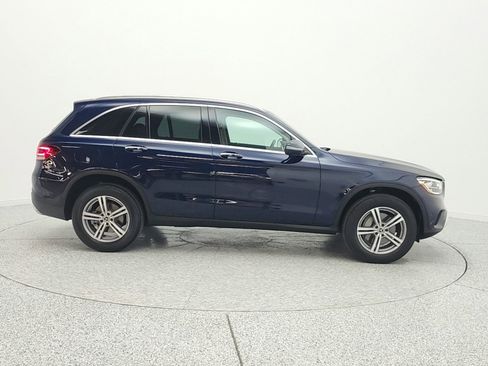 Used 2022 Mercedes-Benz GLC 300 image 4