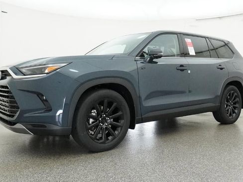 New 2026 Toyota Grand Highlander Limited FWD image 39