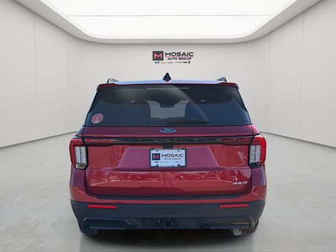 New 2026 Ford Explorer ST-Line w/ ST-Line Street Pack image 6