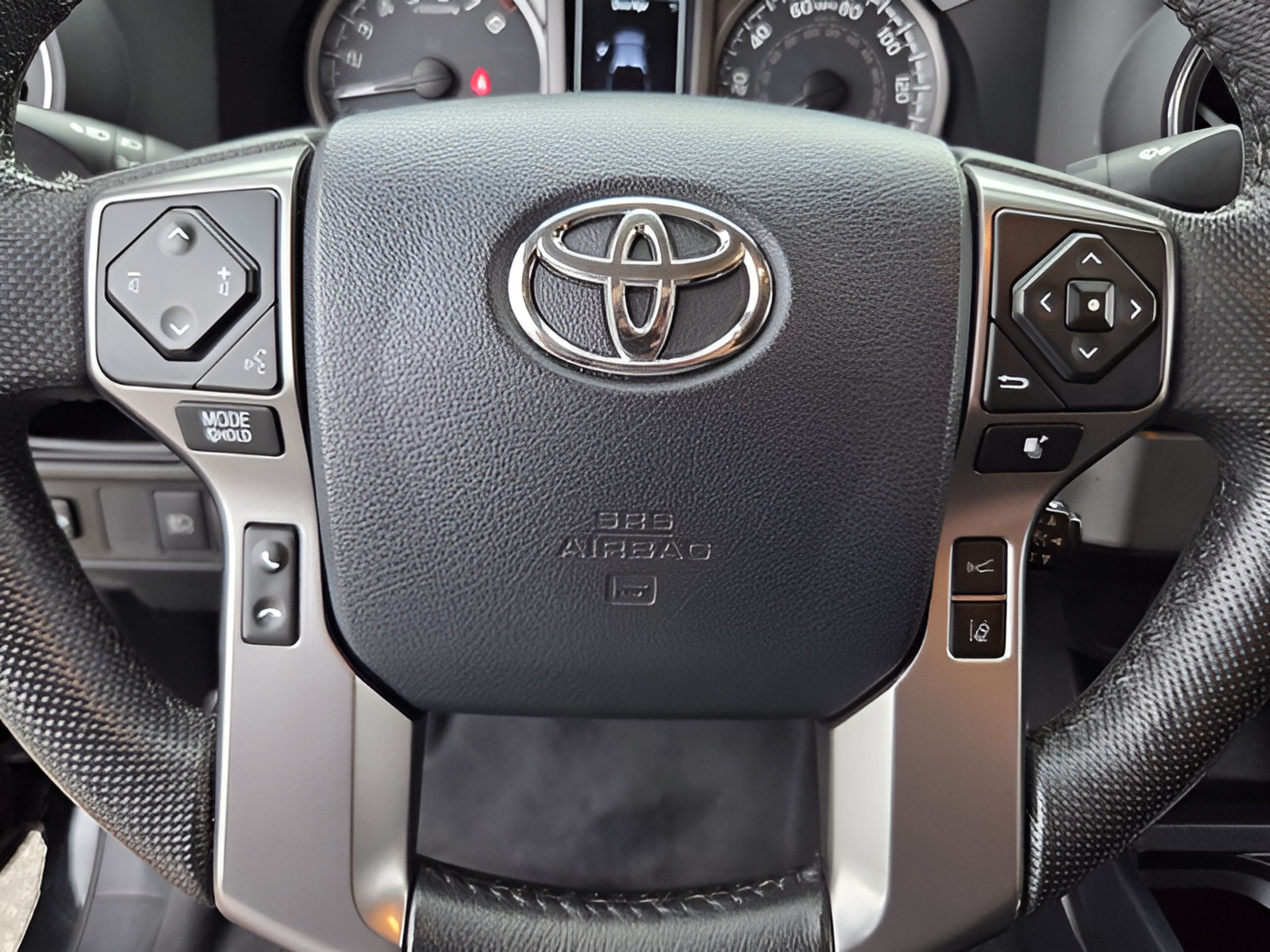 Used 2019 Toyota Tacoma SR5 RWD image 27
