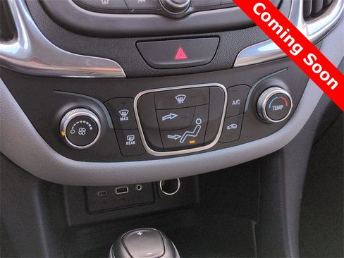 Used 2020 Chevrolet Equinox LT w/ LPO, Floor Liner Package image 27