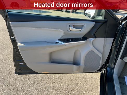Used 2016 Toyota Camry XLE w/ Moonroof Package FWD image 12