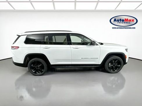 Used 2023 Jeep Grand Cherokee L Limited w/ Luxury Tech Group II AWD/4WD image 10
