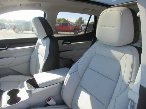 New 2026 GMC Terrain Denali image 12