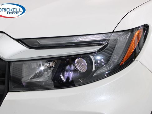 Used 2025 Honda Ridgeline RTL image 11