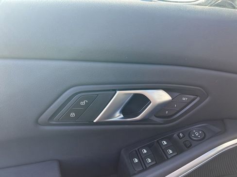 Used 2024 BMW 330i Sedan image 37