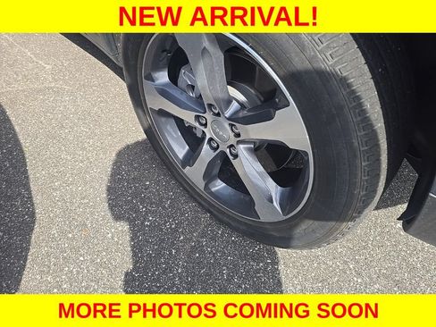 Used 2023 Jeep Grand Cherokee 4WD 4xe w/ Luxury Tech Group II image 10