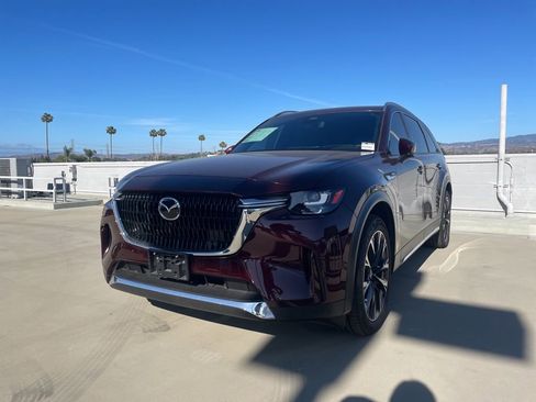 Certified 2024 MAZDA CX-90 Plug-In Hybrid w/ Premium Plus AWD/4WD image 4