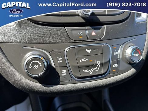 Used 2025 Chevrolet Malibu RS FWD image 29