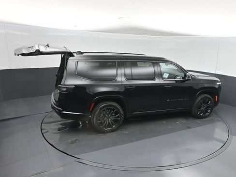 New 2026 Jeep Grand Wagoneer Summit AWD/4WD image 41