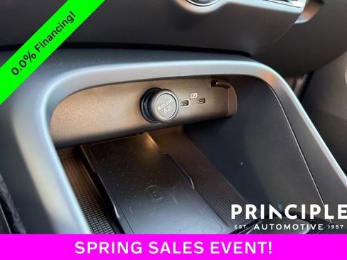 New 2026 Volvo XC40 B5 Ultra image 17