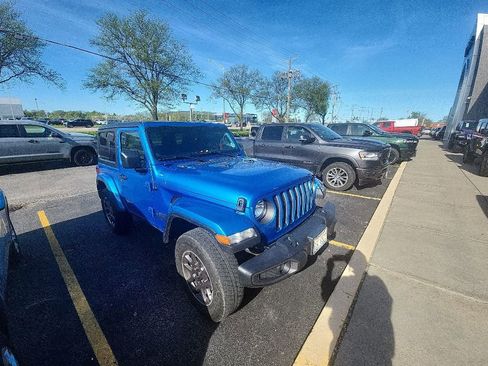 Used 2021 Jeep Wrangler Sport AWD/4WD image 2