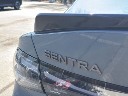 New 2026 Nissan Sentra SR w/ Floor Mat Package image 15