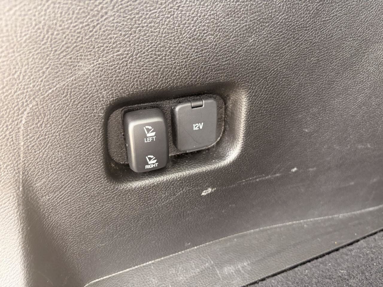 Used 2023 Ford Edge SEL AWD/4WD image 10