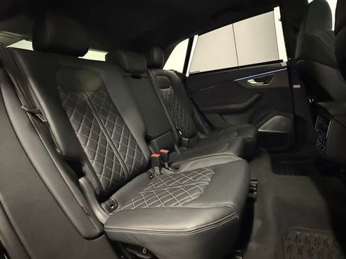 Used 2024 Audi SQ8 Prestige w/ Prestige Package image 28