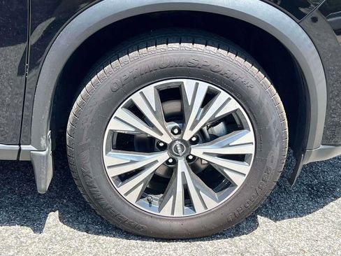 Used 2023 Nissan Rogue SV AWD/4WD image 8