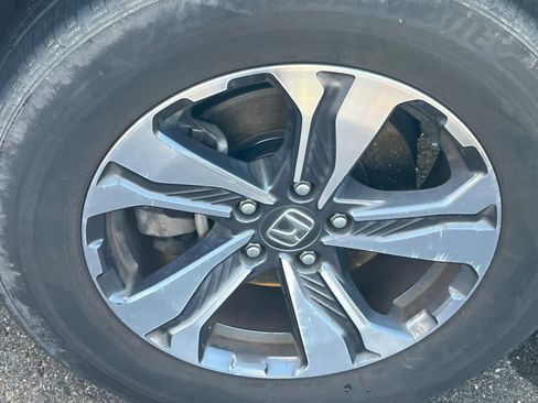 Used 2017 Honda CR-V LX image 20