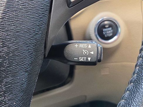 Used 2012 Toyota Venza Limited FWD image 23