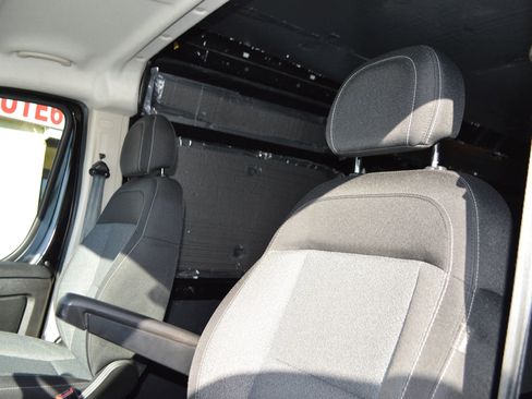 Used 2021 RAM ProMaster 3500 w/ Premium Appearance Group image 19