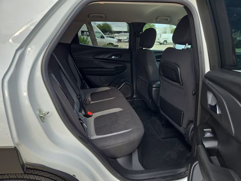 Certified 2023 Chevrolet TrailBlazer LT FWD image 24