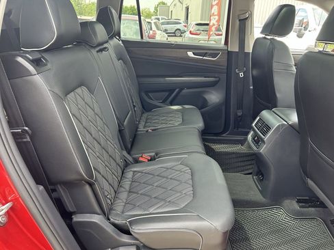 Certified 2024 Volkswagen Atlas SEL Premium R-Line AWD/4WD image 27