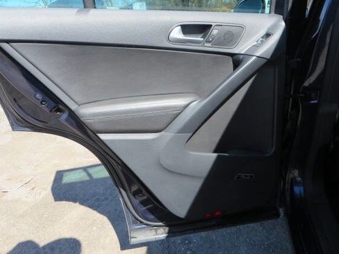 Used 2014 Volkswagen Tiguan SEL image 10