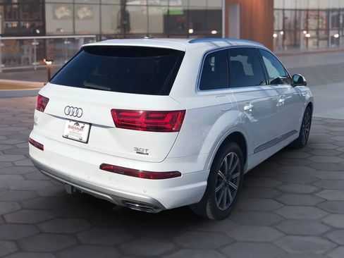 Used 2018 Audi Q7 3.0T Premium image 7