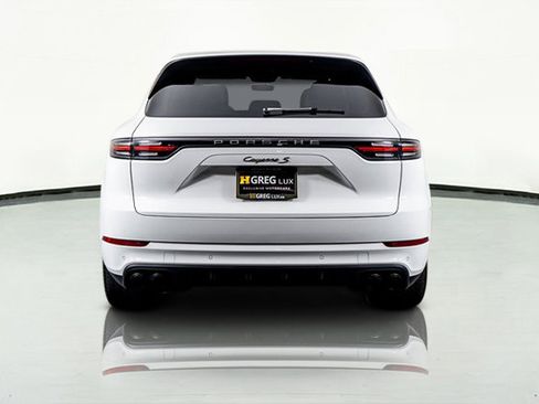 Used 2022 Porsche Cayenne S image 26