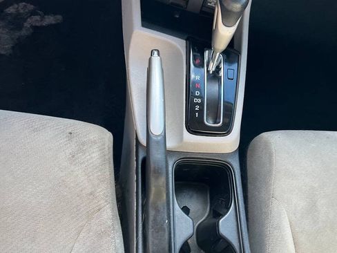 Used 2013 Honda Civic LX image 5