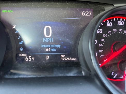 Used 2021 Toyota Camry XSE image 11