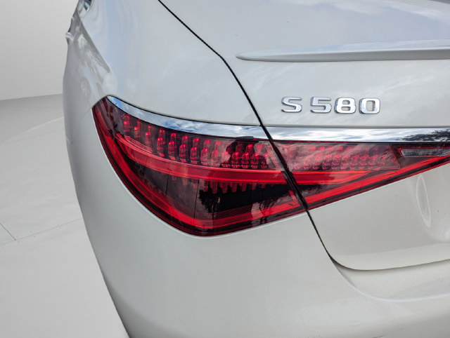 Used 2022 Mercedes-Benz S 580 4MATIC Sedan image 18