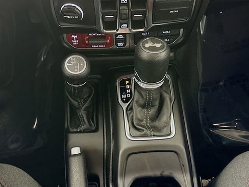 New 2026 Jeep Wrangler Unlimited Rubicon image 16