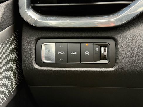 New 2026 GMC Acadia Denali Ultimate AWD/4WD image 12