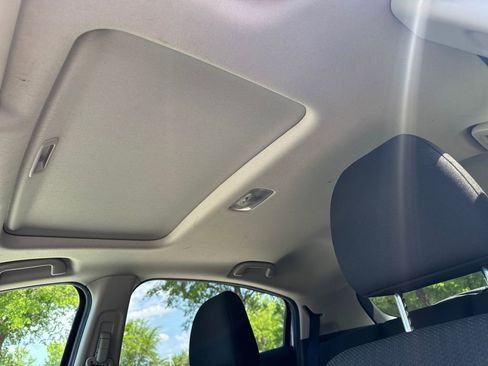 Used 2016 Honda HR-V EX image 30