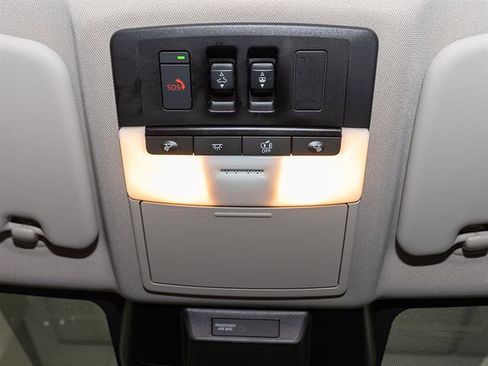 Used 2024 Nissan Rogue Platinum w/ Platinum Premium Package AWD/4WD image 18