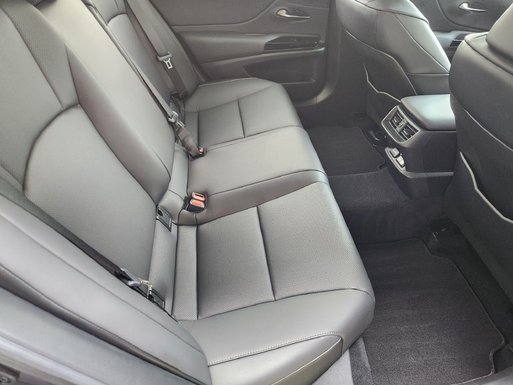 Certified 2025 Lexus ES 350 w/ Premium Package FWD image 30