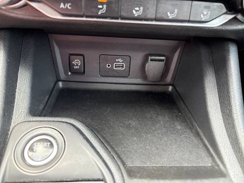 Used 2024 Nissan Sentra S FWD image 17