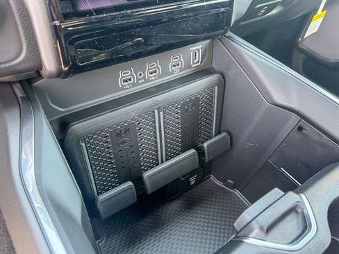 New 2026 RAM 1500 Laramie w/ Night Edition image 25