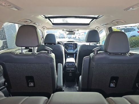 Certified 2025 Subaru Ascent Limited image 17