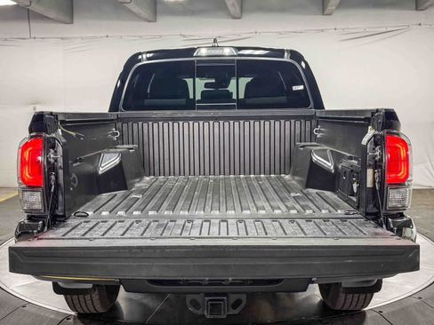 Certified 2023 Toyota Tacoma TRD Off-Road AWD/4WD image 28