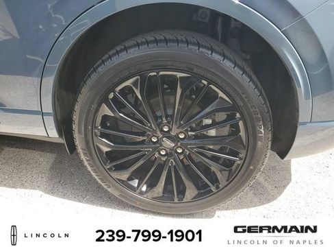 Certified 2023 Lincoln Corsair Reserve w/ Equipment Group 201A AWD/4WD image 10