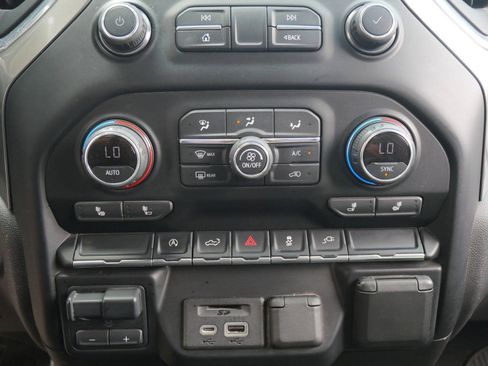 Used 2021 Chevrolet Silverado 1500 LT w/ Texas Edition Plus image 18