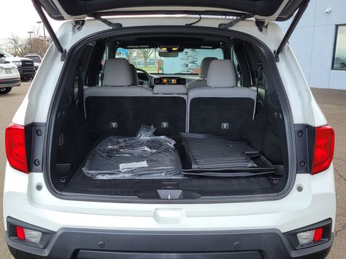 Used 2023 Honda Passport EX-L image 8
