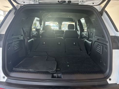 Certified 2025 Chevrolet Traverse LT image 15