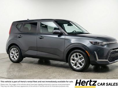 Used 2025 Kia Soul LX w/ LX Technology Package